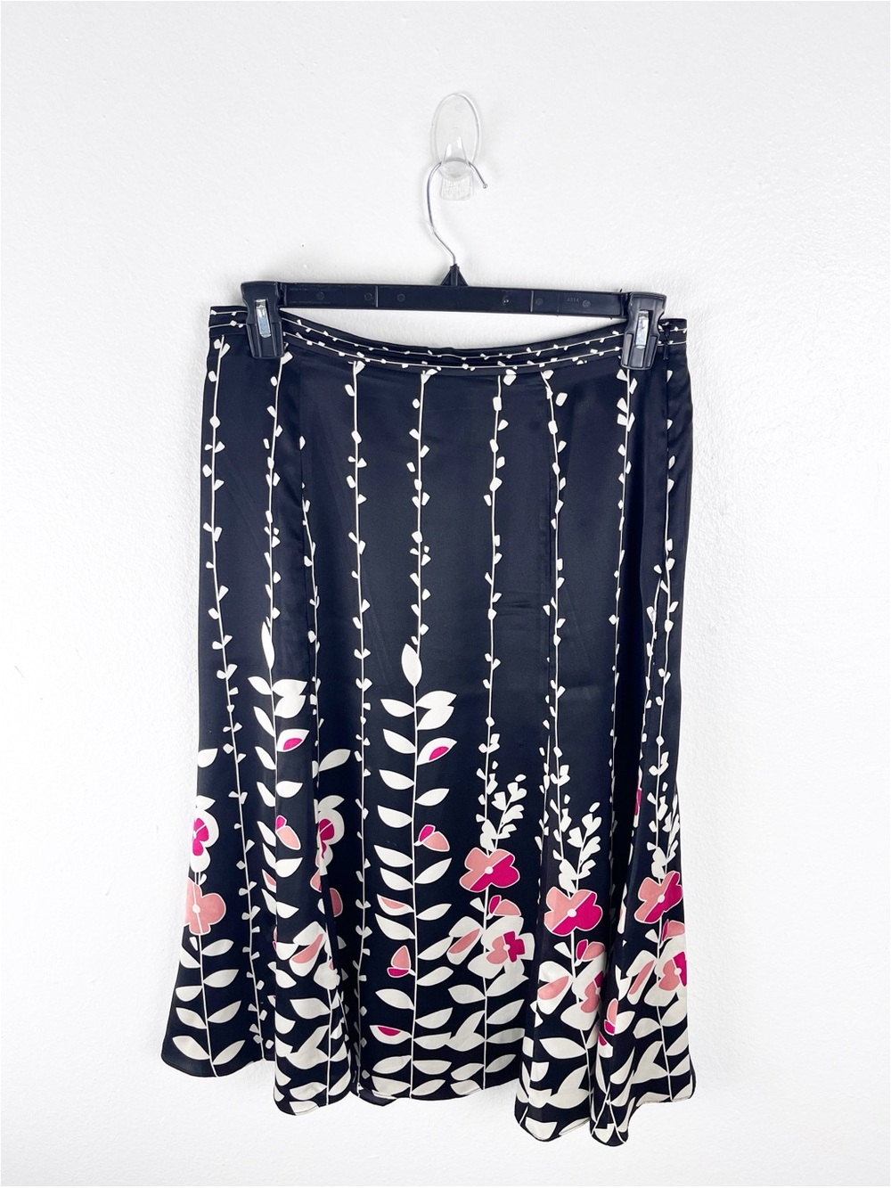 TALBOTS Black Floral 100% Pure Silk Side Zip Lined Skirt 10 Boho Cottagecore
